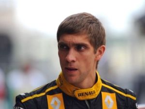 Новые владельцы Renault F1 поддержали кандидатуру Петрова