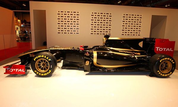 Lotus Renault представили в новой раскраске
