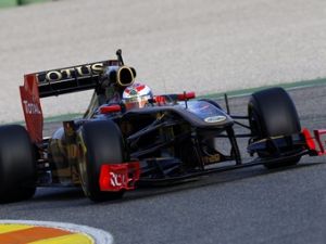 На тестах Формулы-1 в Хересе за Renault поедут Хайдфельд и Сенна